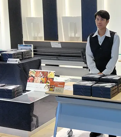 お弁当販売の様子